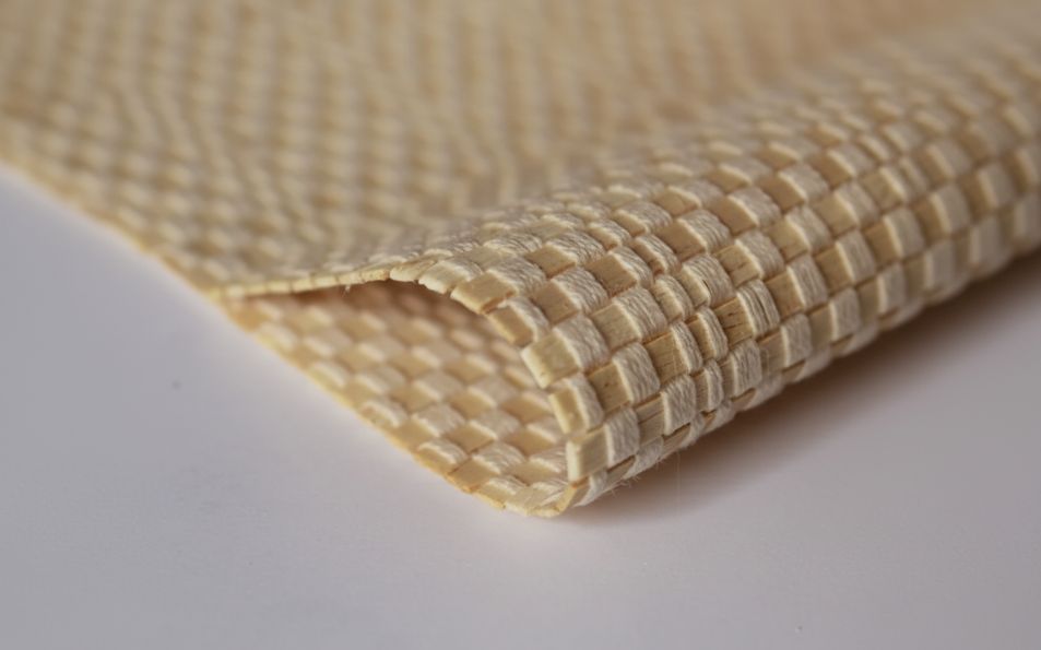 Persiana de esterilla de madera natural para tamizar la luz del sol