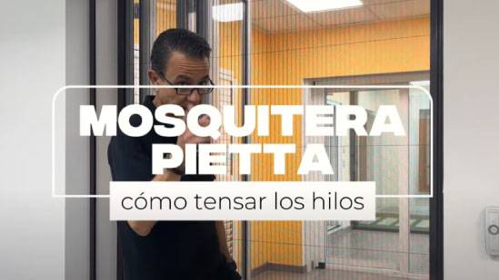¿Cómo tensar los hilos de tu mosquitera plisada Pietta?